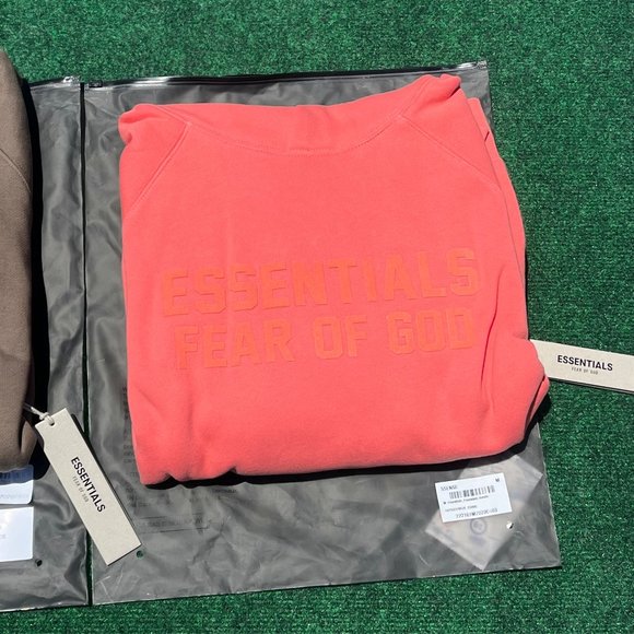 Essentials Fear of God hoodie Size L - Picture 1 of 1